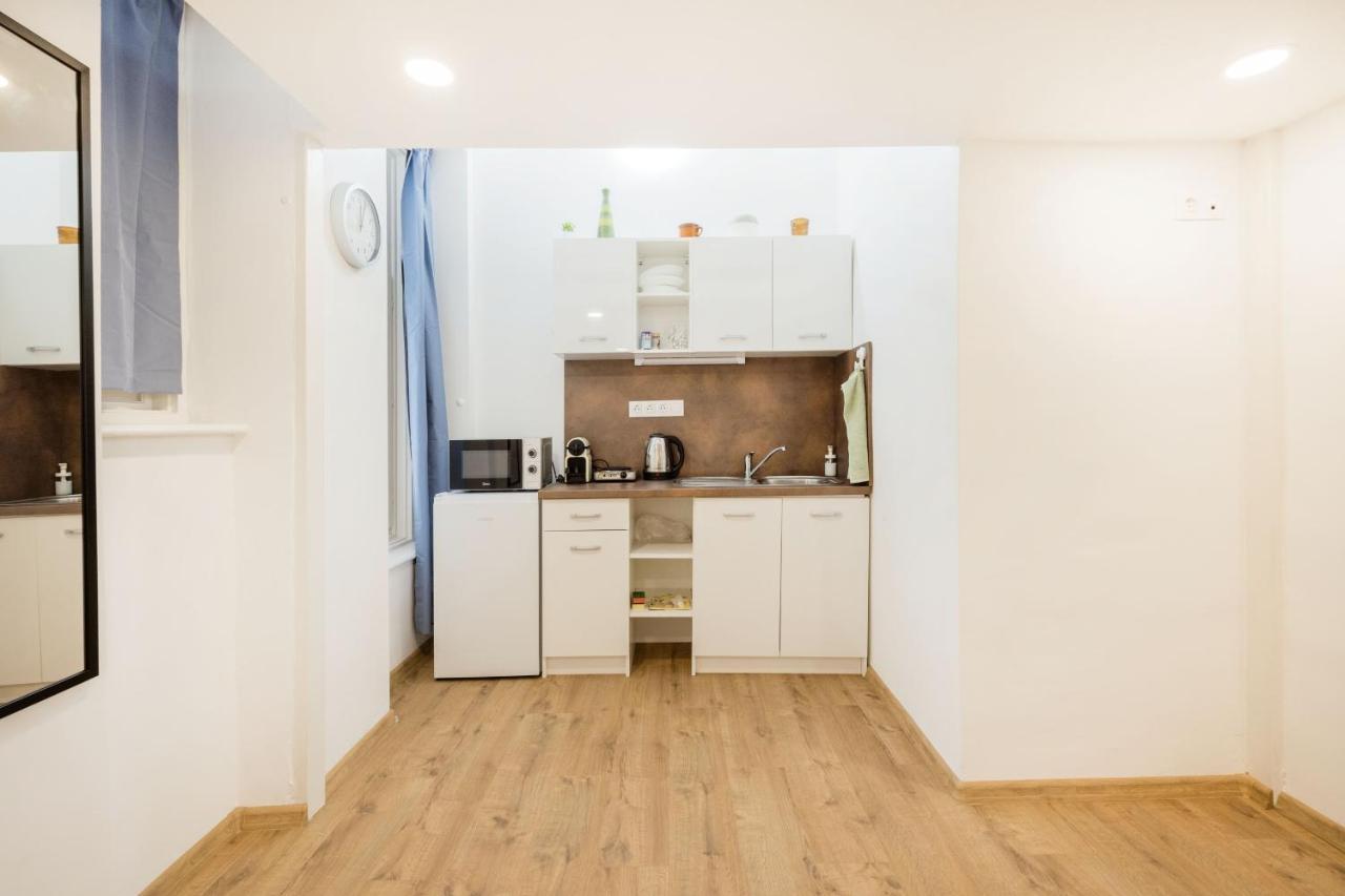 V12 Apartments บูดาเปสต์ ภายนอก รูปภาพ
